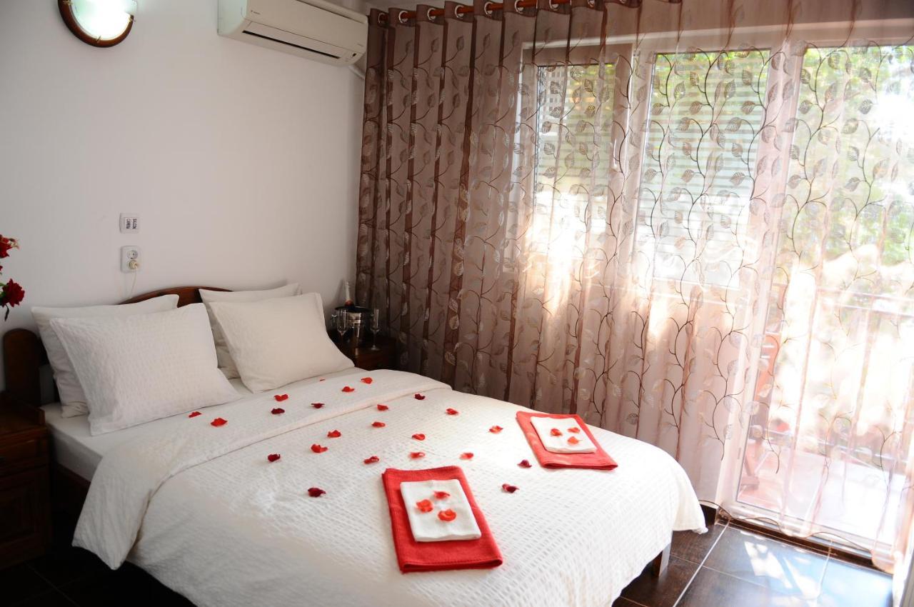 Vila Floarea Etiquette Costineşti Exteriér fotografie
